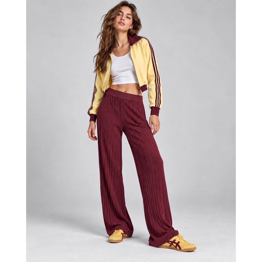 House of Harlow 1960 Burgundy Ribbed Knit Flare Leg Pants Medium High Rise Wine